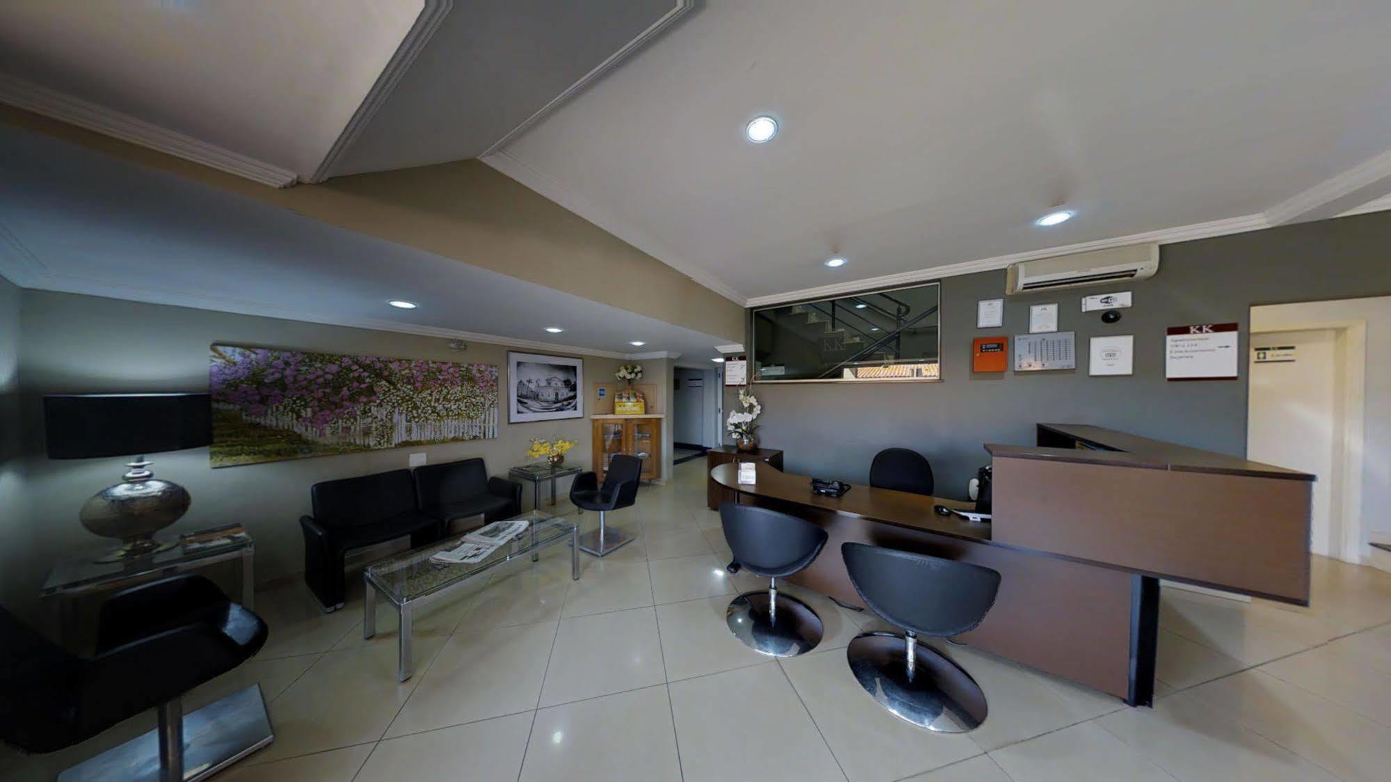 Hotel Kk Itu Luaran gambar