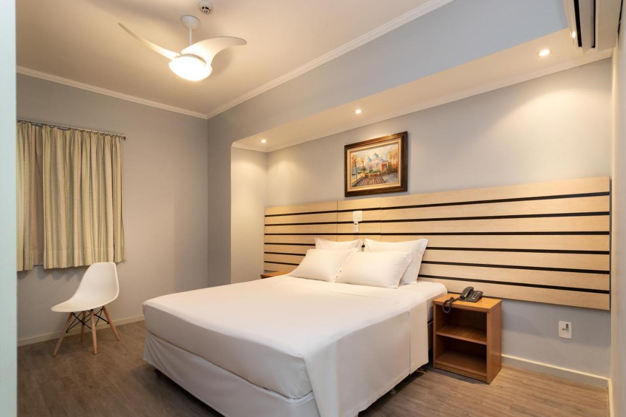 Hotel Kk Itu Luaran gambar