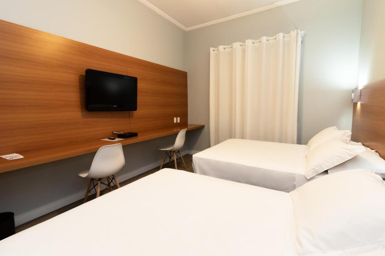 Hotel Kk Itu Luaran gambar